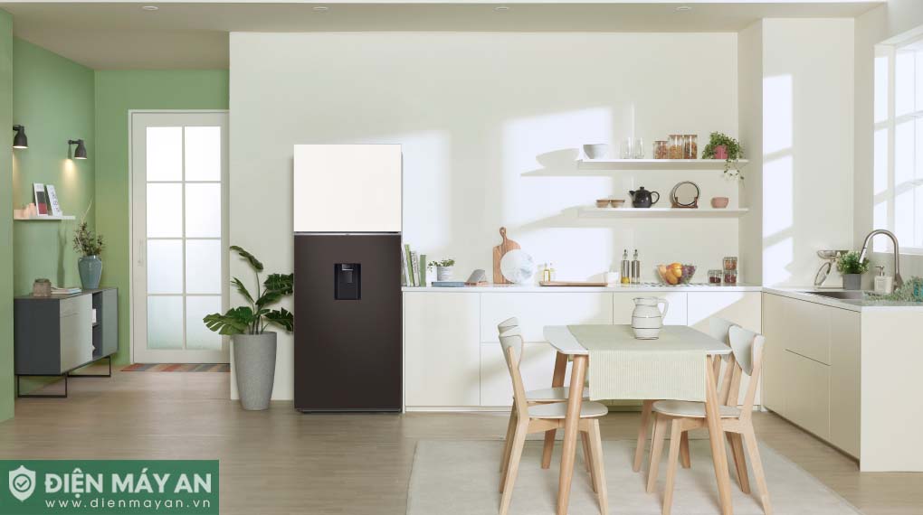 Tủ Lạnh Samsung Inverter 382 Lít Bespoke RT38CB6784C3SV